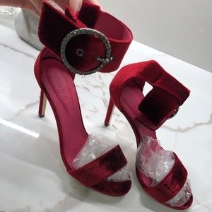 Burgundy velvet sandal